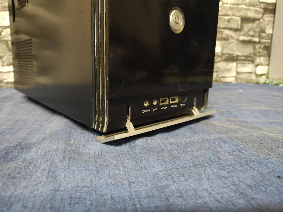 Gigabyte Chassis**fits MATX+ ITX boards**