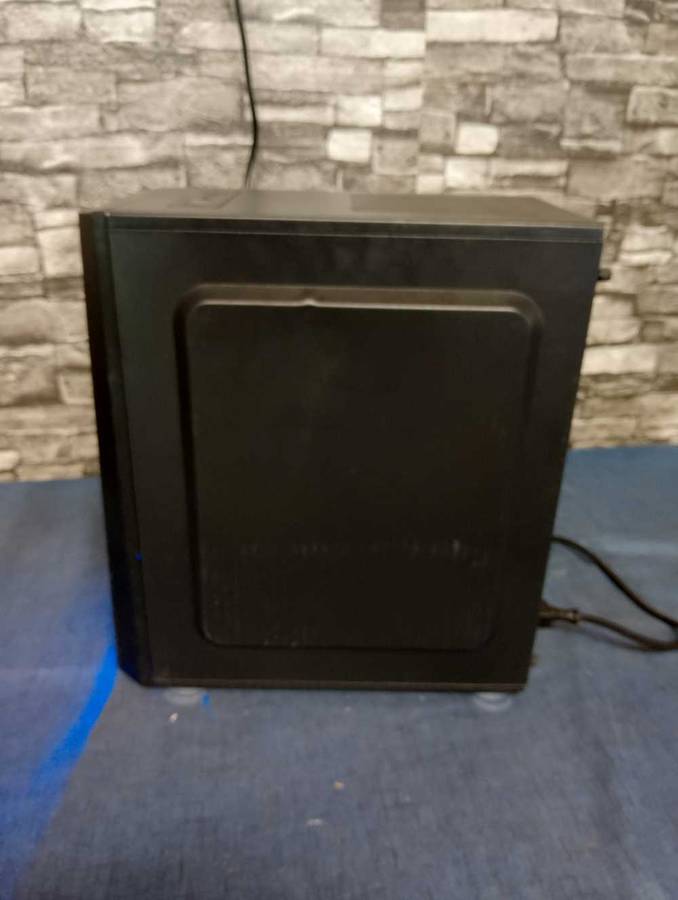Intel Core i7 6700K Gaming PC**Zotac AMP GTX1070 8GB Graphics**16GB Ram*MSI SSD**