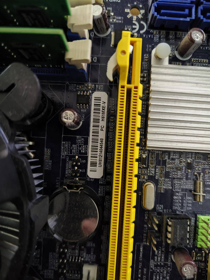 Intel Core i3 3220 Combo**4GB Ram**Foxconn Board**