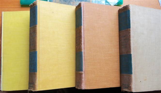(1958) The Illustrated Library of Natural Science - 4 x Volumes for 1 Bid - American Museum Natural