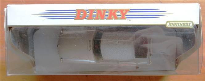 Dinky MGB GT 1965 in Box - 1:43 - Paint with display damage see pics