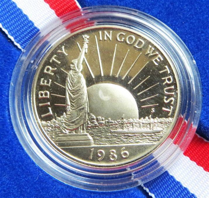 USA 1986 Proof Liberty Half Dollar Centenary Coin + Box + Cert.