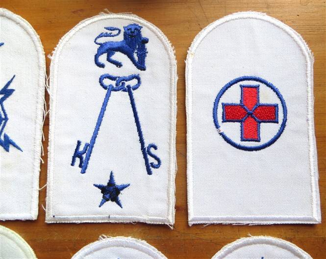 8 x SA Navy - Blue on White Embroidered Badges