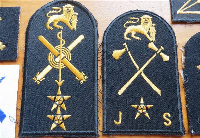 7 x SA Navy Embroidered Badges