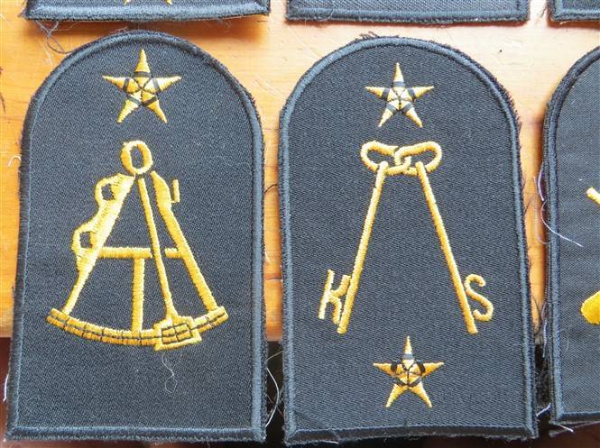 8 x SA Navy Embroidered Badges