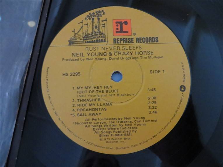 Neil Young & Crazy Horse - Rust never sleeps - All around my hat  Vinyl LP VG