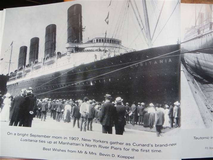 Transatlantic Liners at War - The Story of the Queens - Miller & Hutchings