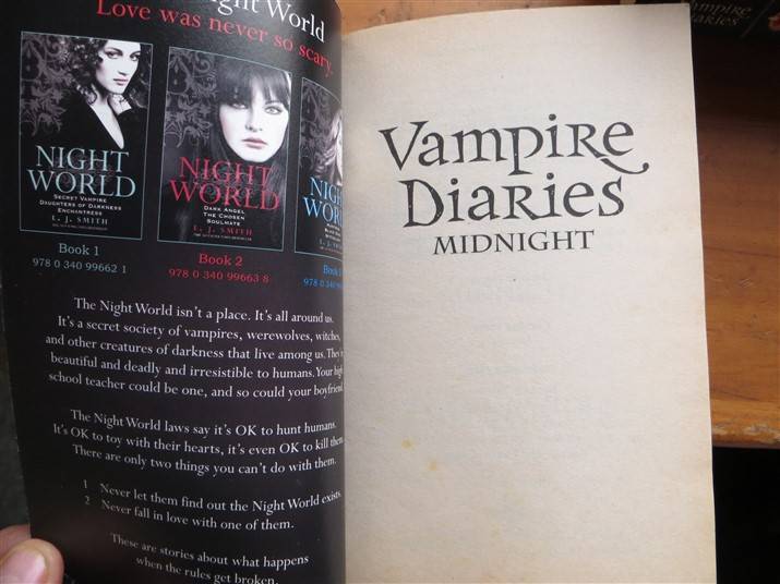 Vampire Diaries - 1 to 7 in 5 x Book Collection - L.J Smith