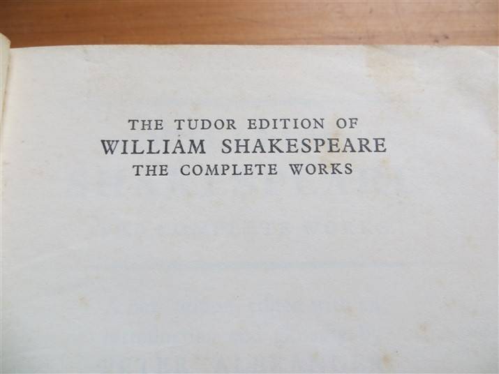 William Shakespeare - The Complete Works - Collins Tudor Edition (1951)