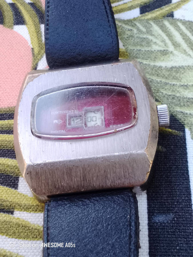 Continental jump watch