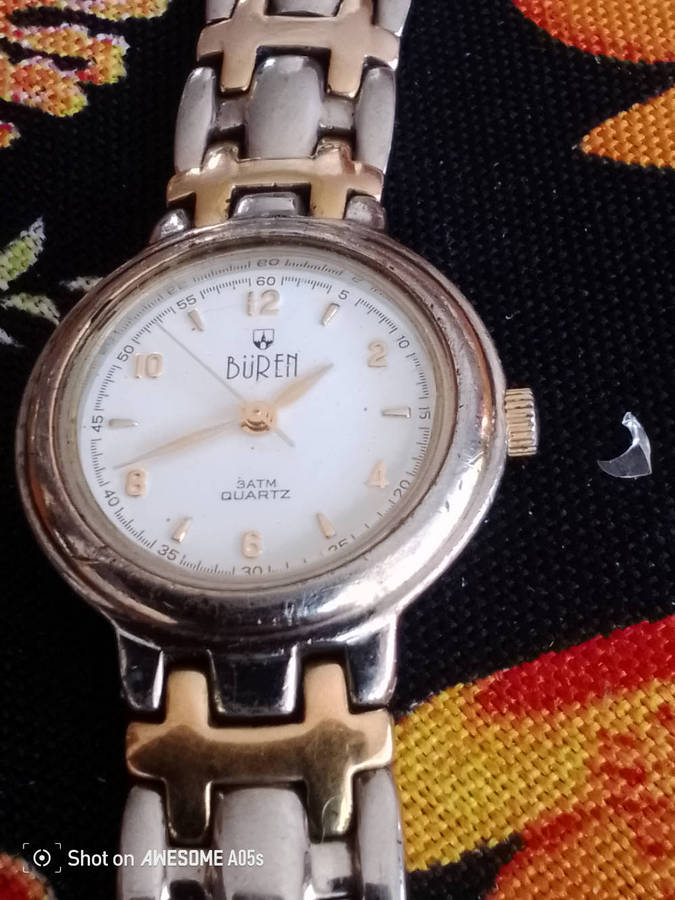 Buren quartz female