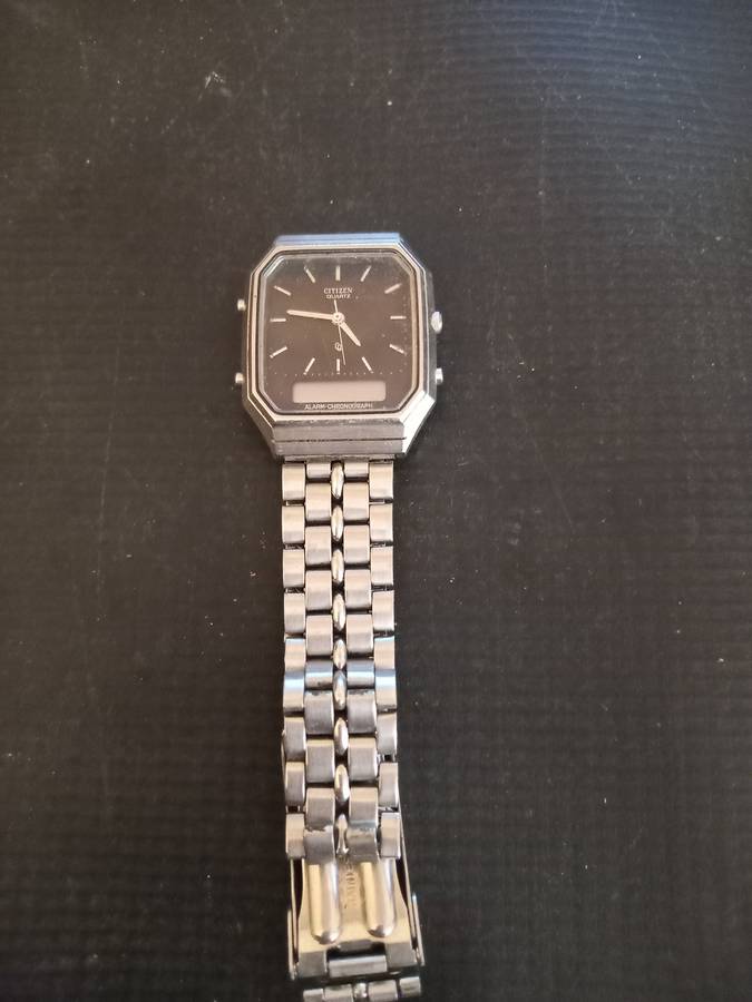 Citizen Men's watches. Spares or Restoration. Strap broken