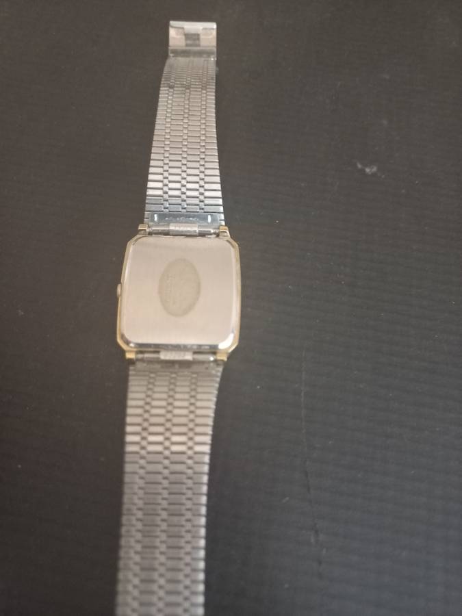 Orient VX Men's wrist watch. Spares or Restoration