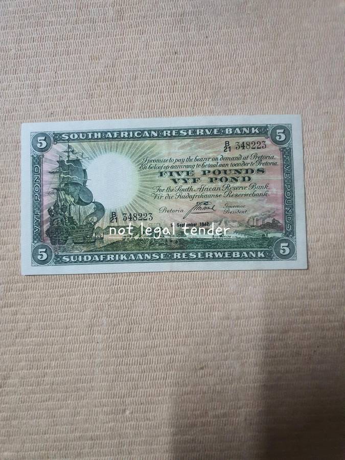1942 J Postmus 1st issue Eng/Afr Five Pound Banknote (B21) High Grade. Could even be UNC