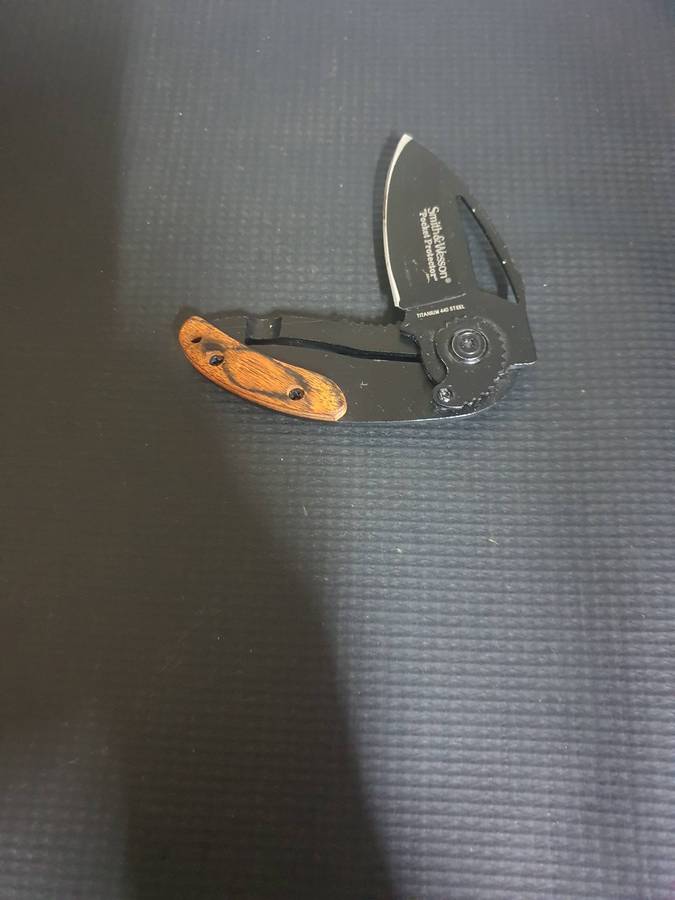 Smith & Wesson Pocket Protector Knives.  Blade 7.5 cm