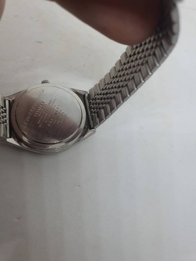 Citizen Day Date Crystron P7100 Men's wrist watch. Spares or Restoration