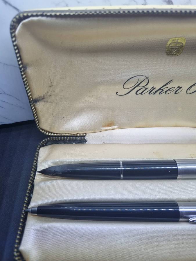 Parker 61 Fountain Pen and Rollerball Pen set in original Box