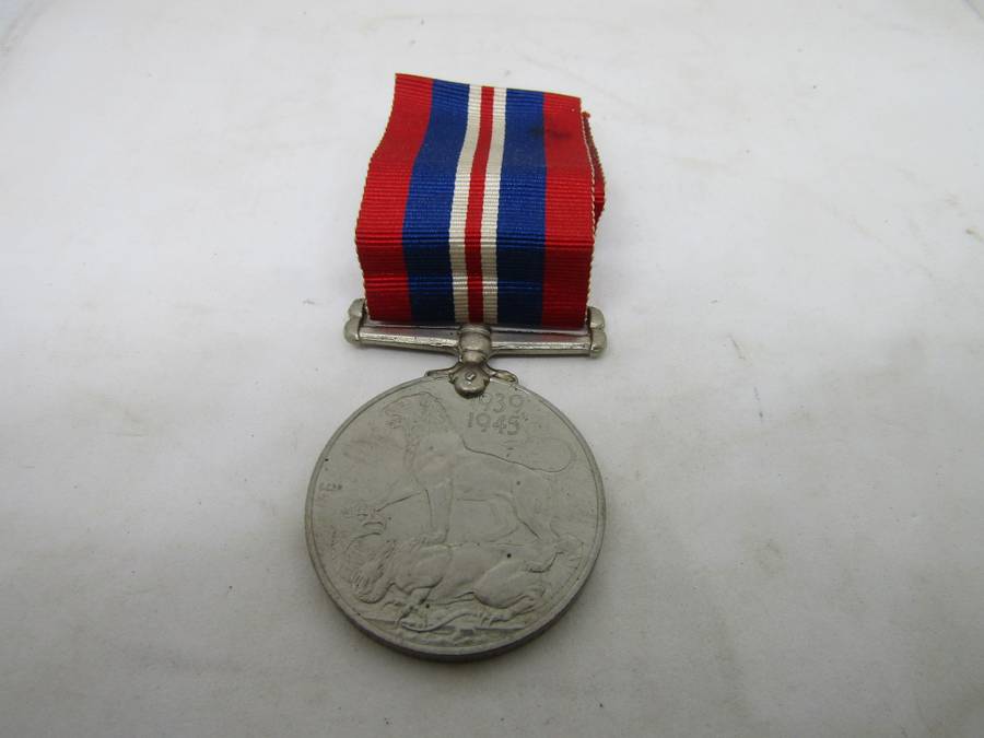 WW2  1939 to 1945 Medal to IH McDonald
