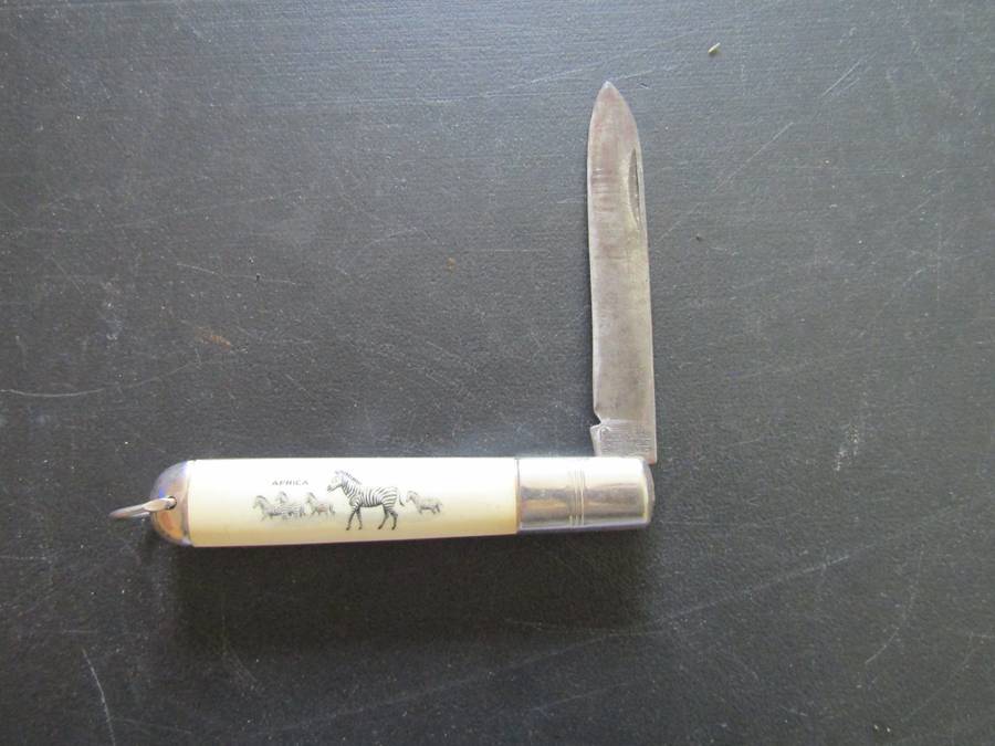 18 Cm Shefield Knife with Africa Motive Handel.