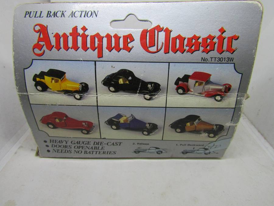 Antique Classics- Mercedes Benz 540 - scale 1:43