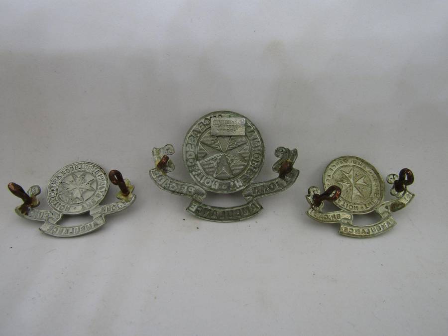 St Johns Ambulance Brigade Collar and  Beret Badge