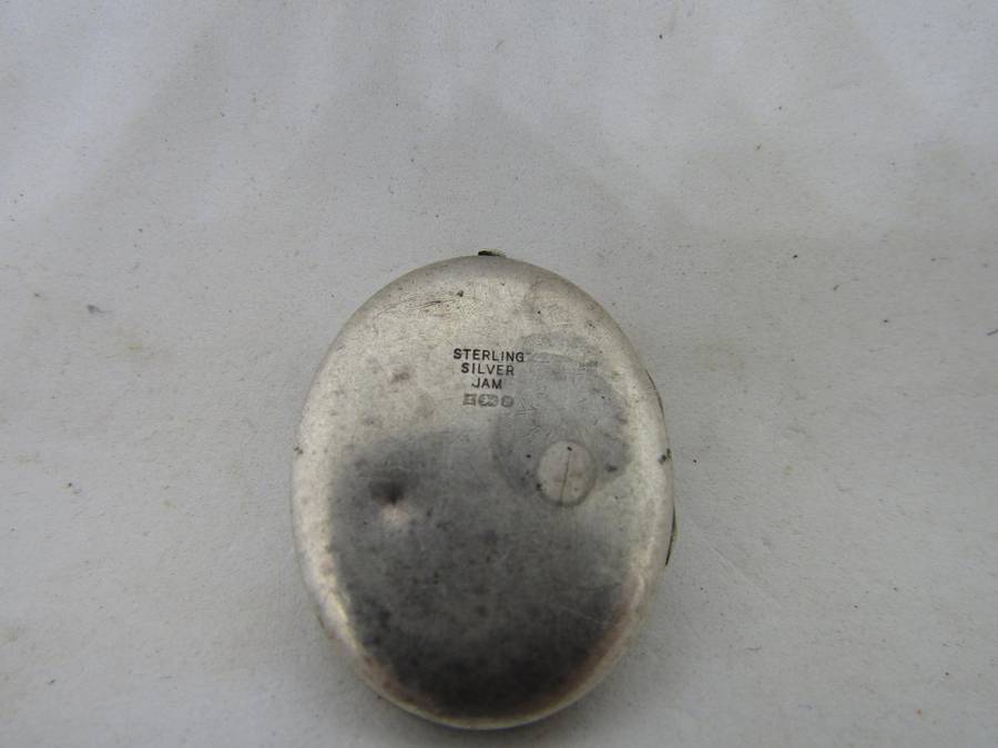 1902 Sterling Silver Locket 3cm high