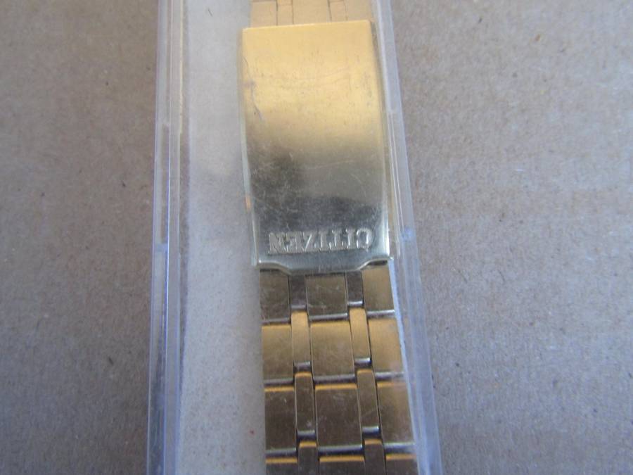 New Old Stock Citizen Gold Plated Men's watch Bracelet 1.5cm across. 2cm at pin (BAG B)