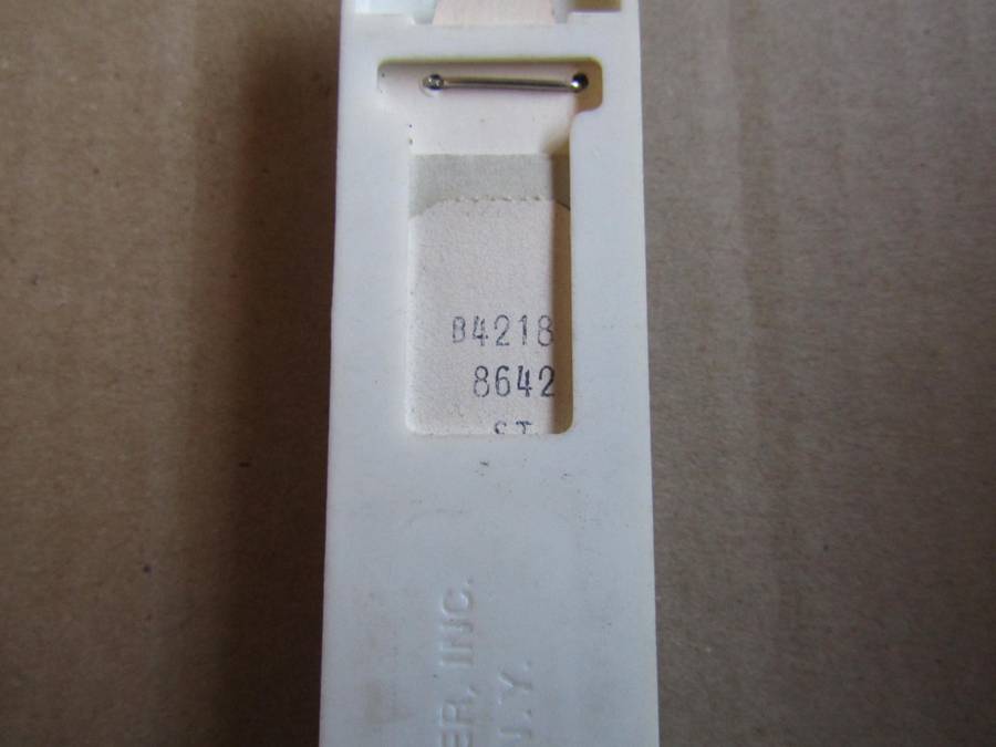 New Old Stock Men's watch Bracelet 1.5cm across. 2 cm at pin (BAG B)