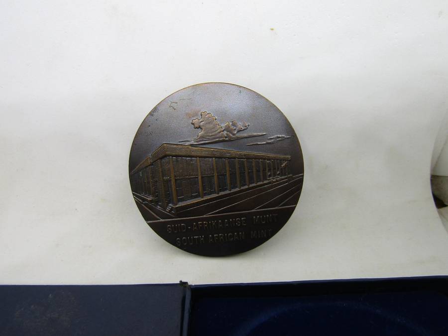 Large Bronze Medal to The Opening of the SA Mint 1978 in SA Mint Box