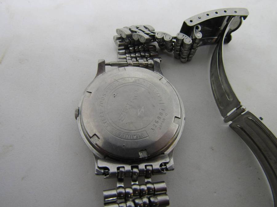 Seiko Automatic 7005 -7110 Men's Wrist Watch . Working 100% and just serviced.