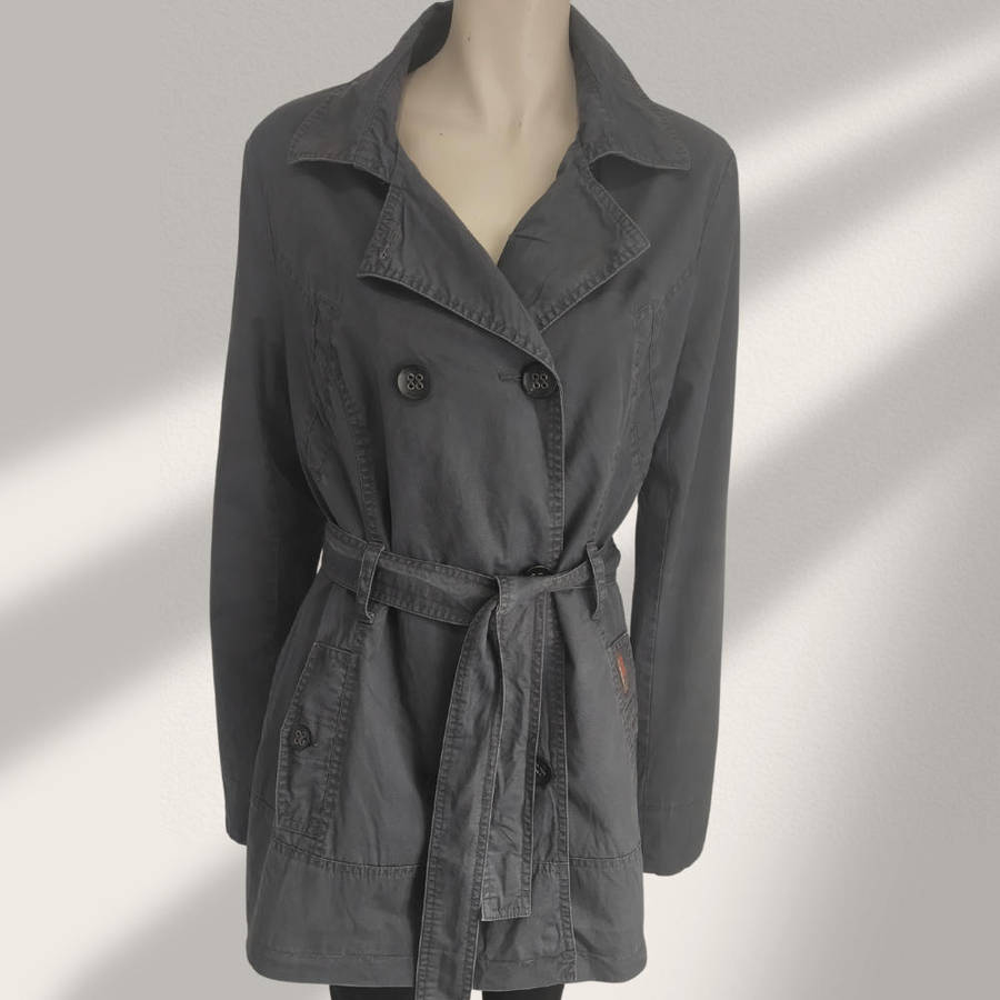 Trench Coat size Large.