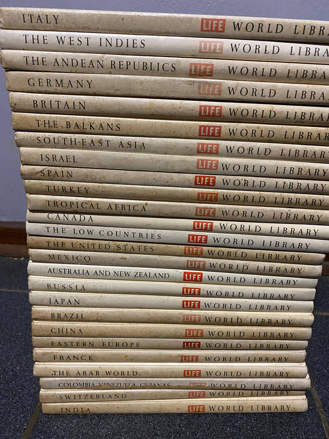 Lot of 26 Volumes Time Life World Library Book Set 1960's