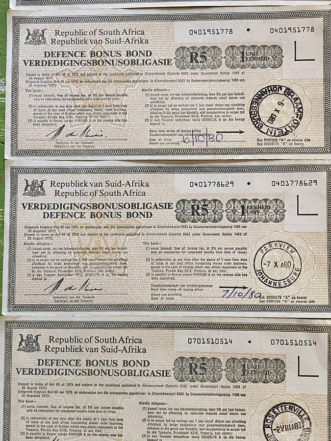 SA DEFENCE FORCE BONDS - R5 x 5 (lot)
