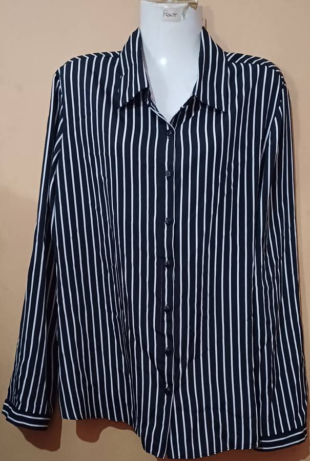 Ladies - Black & White Blouse - Make - Contempo - Size - 16