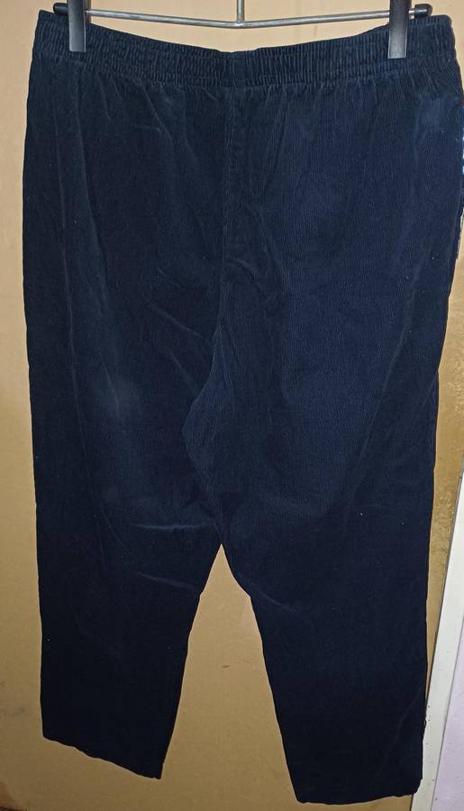 Ladies - Corduroy Pants - Make - no make - Size - no size