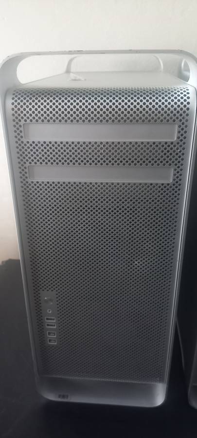 Mac Pro 2x Xeon, 16 GB Ram LAST ONE