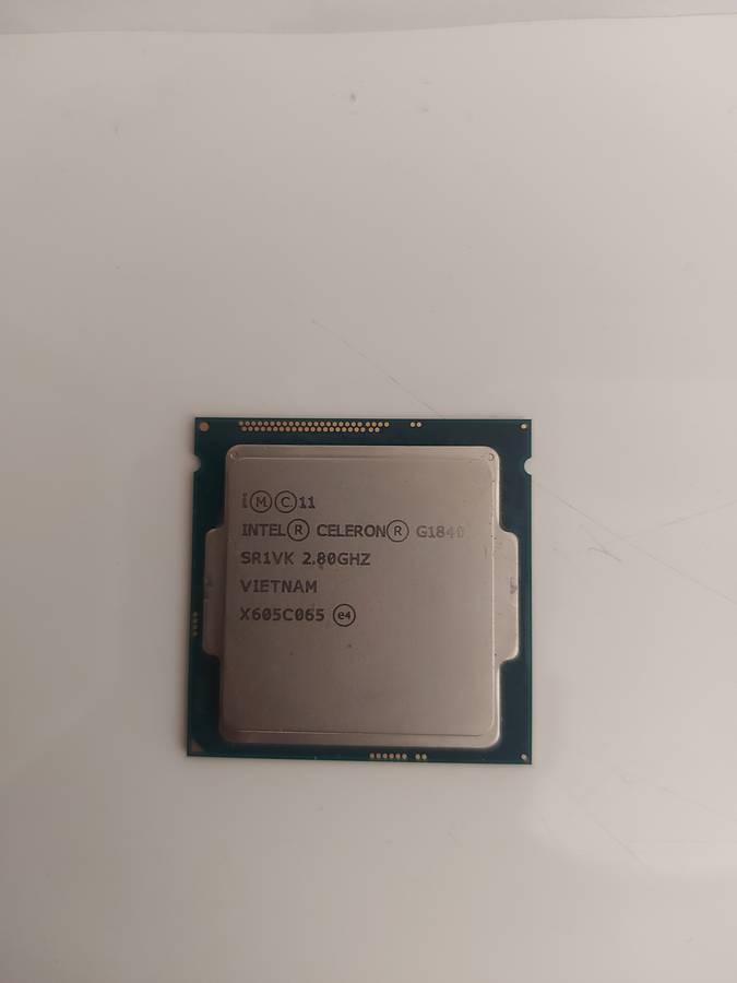 2x Intel Celeron 4th gen CPUs