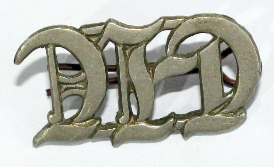 Unknown shoulder title