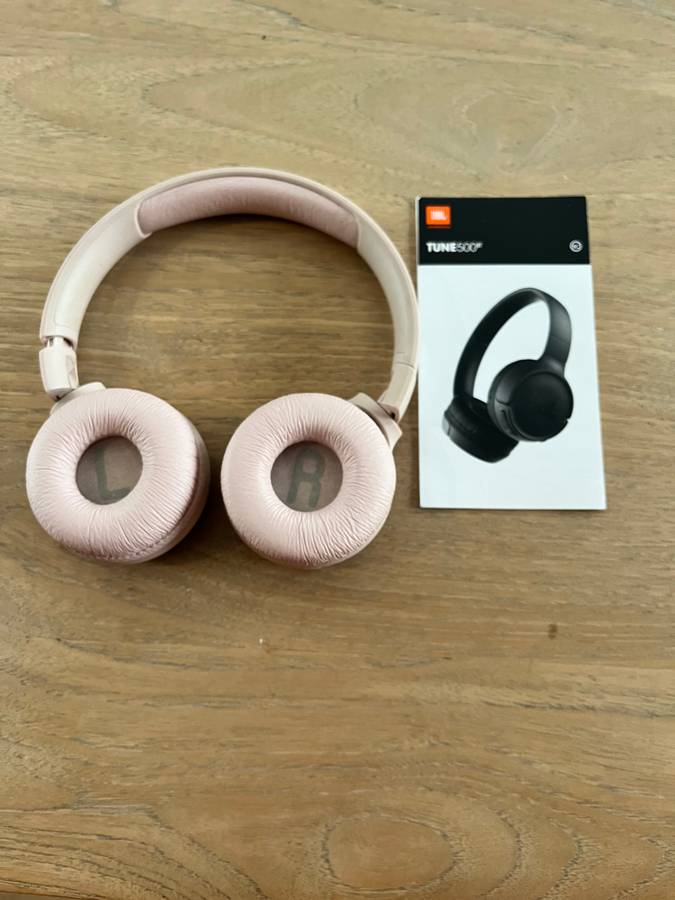 JBL headphones Tune500BT