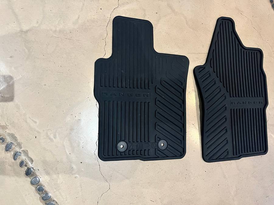 Ford Ranger rubber floor mats