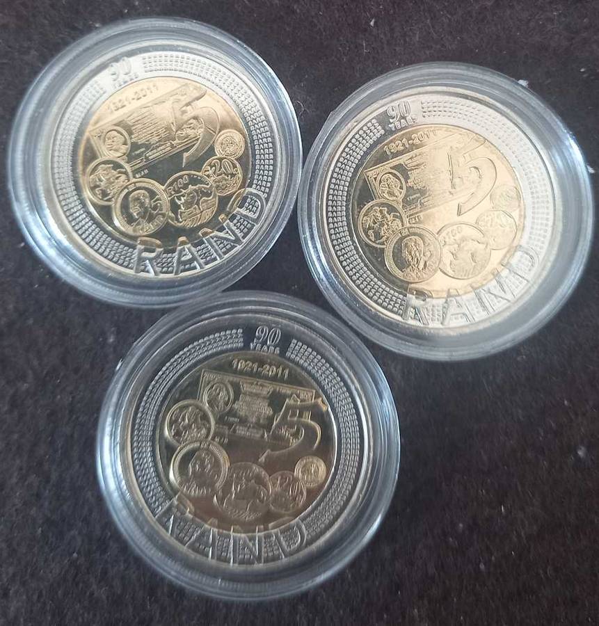 2011 RSA R5 90 YEARS RESERVE BANK