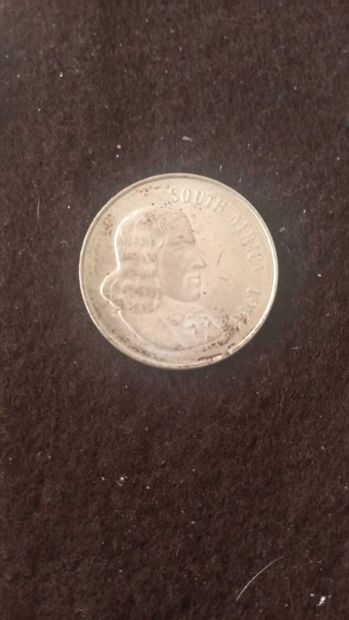 1966 SILVER R1 TAGGED EAR VARIETY.  AT LEAST ONLY 600 KNOWN ACC TO HERNS