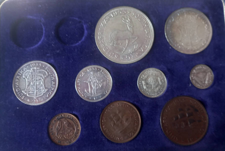 RELIST. 1955 UNION SET IN SAM BOX