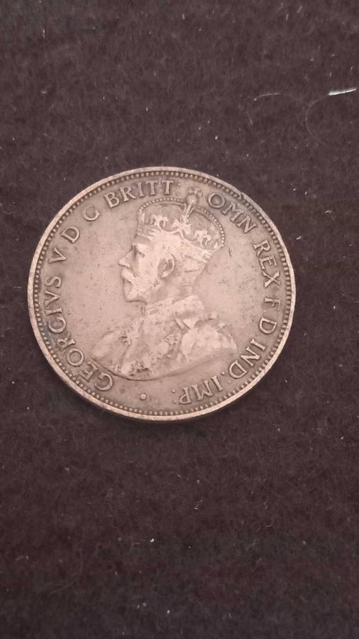 1917 & 1920 AUSTRALIAN ONE HALF PENNY