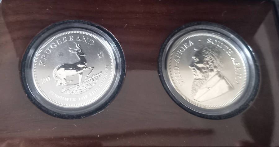 2 X 2017 1oz FINE SILVER KRUGER RANDS IN WALLNUT SAM BOX. PREMIUM UNCIRCULATED