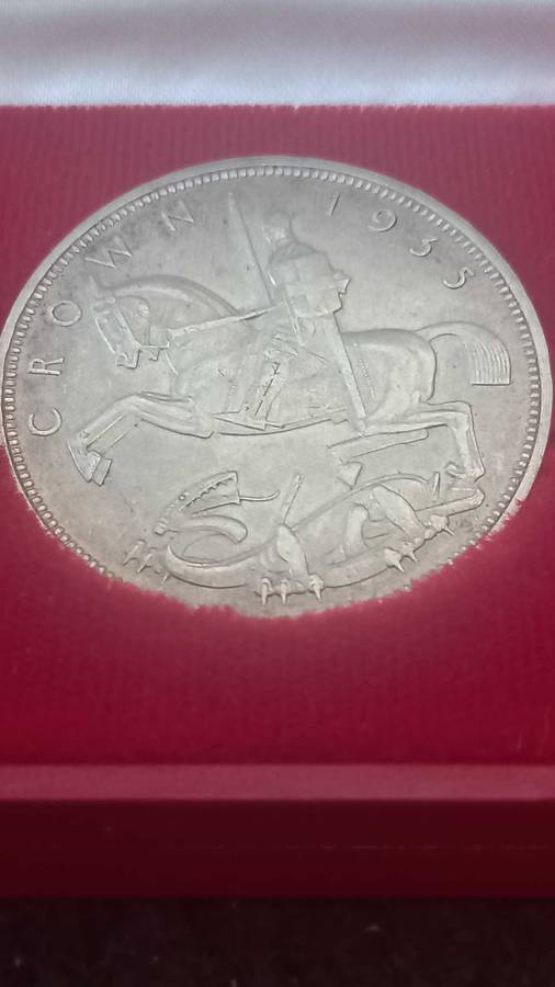 1935 BRITTAIN SILVER CROWN GEORGE V JUBILEE IN BOX