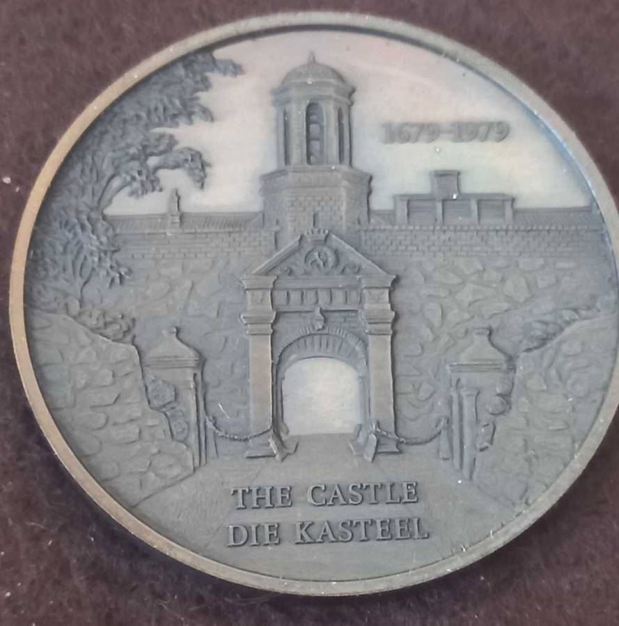 THE CASTLE MEDAL 1679-1979