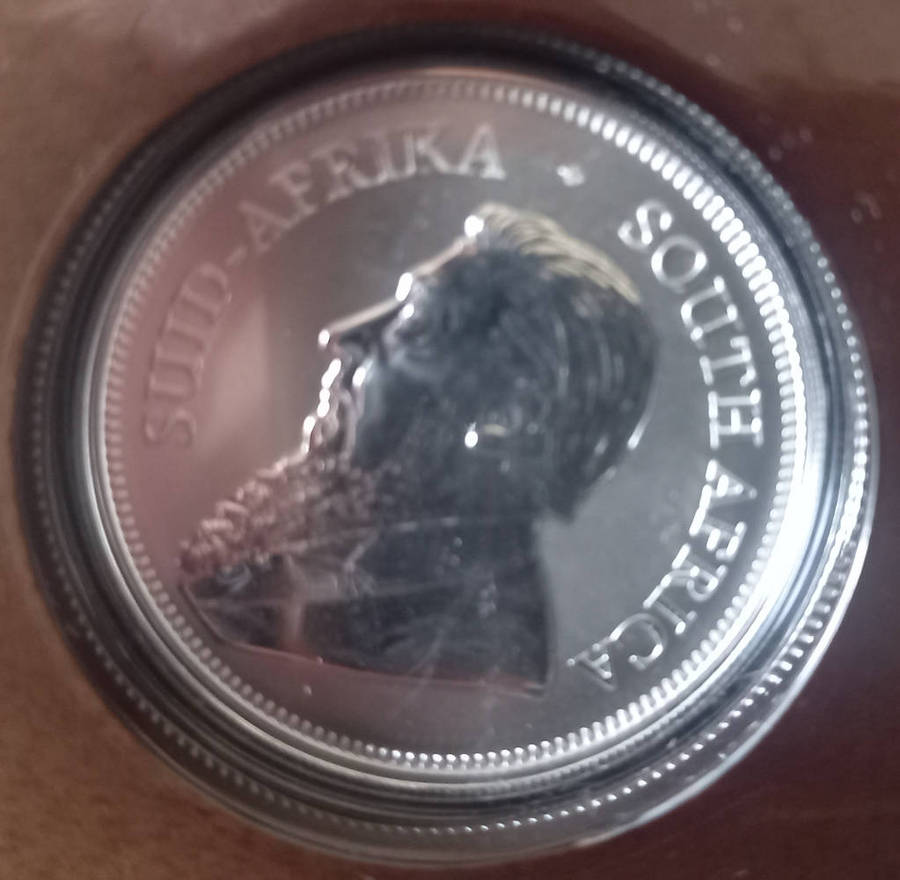 2 X 2017 1oz FINE SILVER KRUGER RANDS IN WALLNUT SAM BOX. PREMIUM UNCIRCULATED