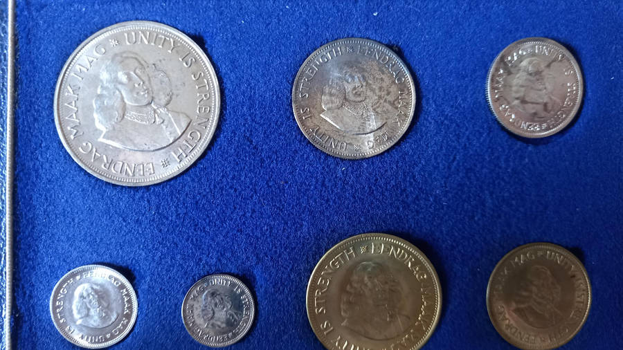 1962 COIN SET AS PER PICTURE
