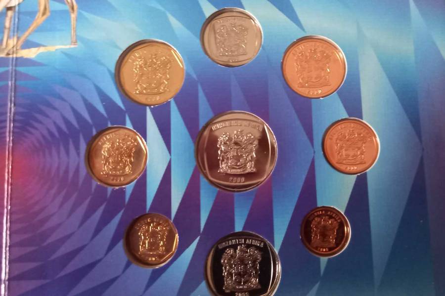 2000 RSA OLD COAT OF ARMS UNC COIN SET